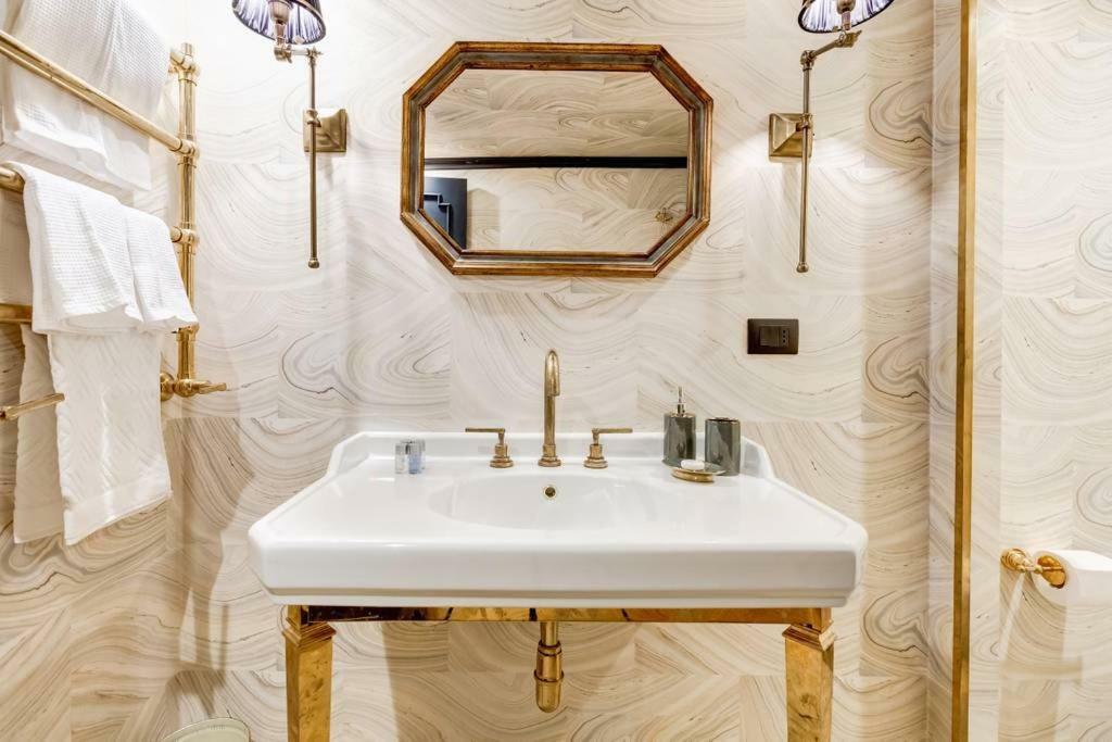 Villa Luxurious Loft Facing The Pantheon Roma Esterno foto